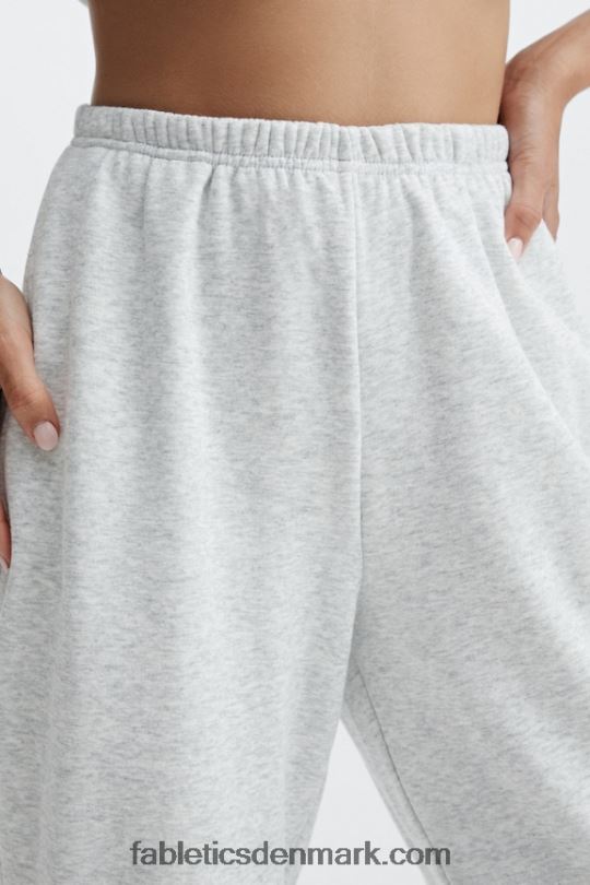 Fabletics Kvinder go-to slim joggingbukser PNX2T134 sort/reflekterende sølv
