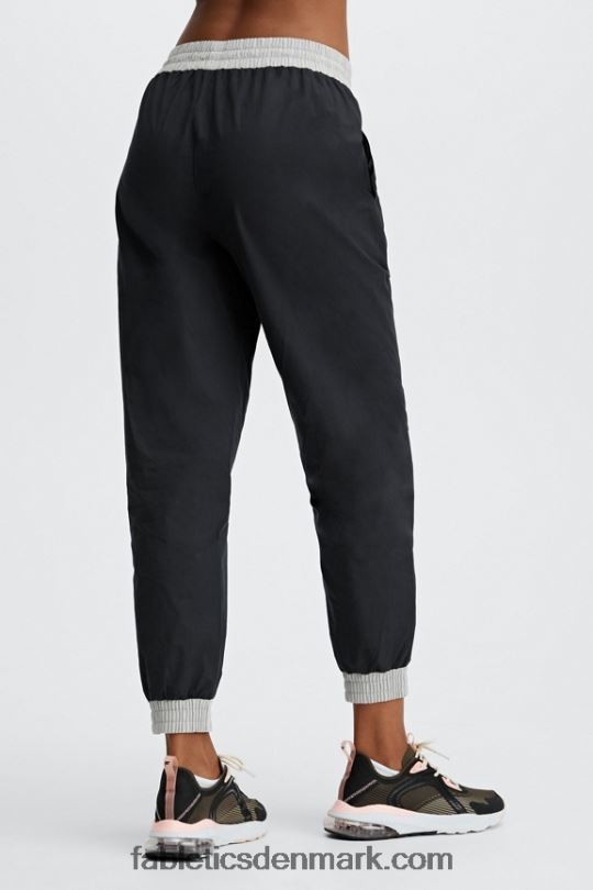 Fabletics Kvinder kora træningsbukser PNX2T163 sort/multi