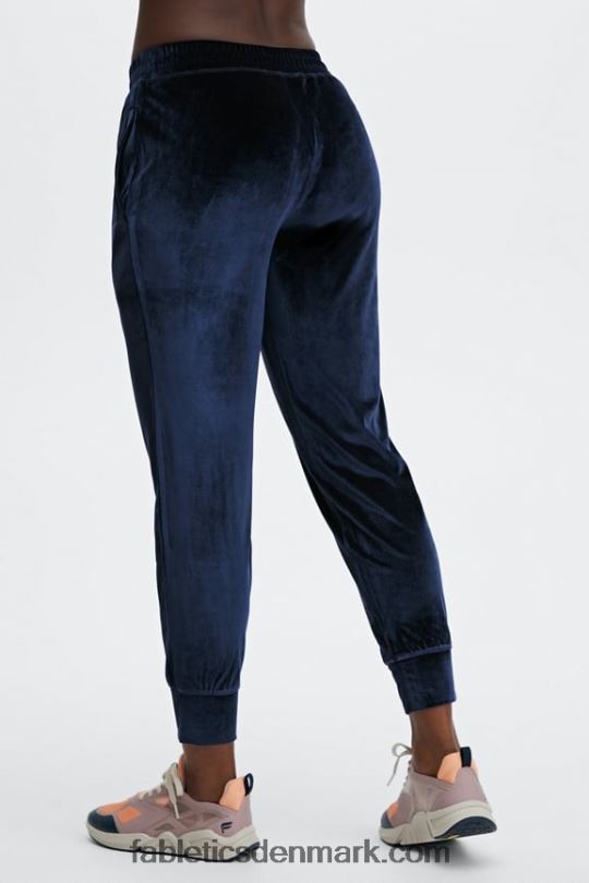 Fabletics Kvinder luksus jogger i velour PNX2T147 periwinkle punch/græsgrøn
