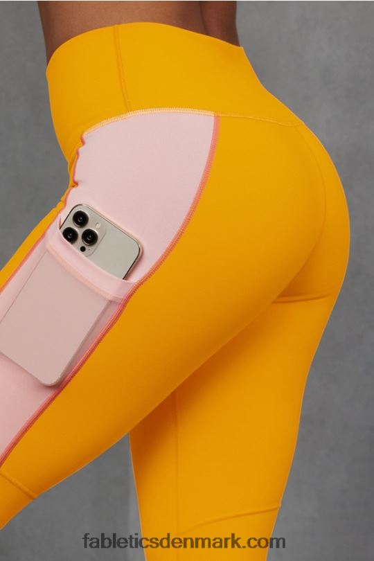 Fabletics Kvinder On-the-go powerhold højtaljet capri 44 PNX2T765 eftermiddagssol/lyserød smørcreme