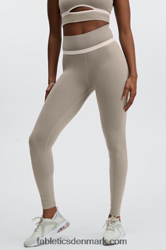 Fabletics Kvinder skulpturel legging med høj talje med udskæring PNX2T1176 røg/opal