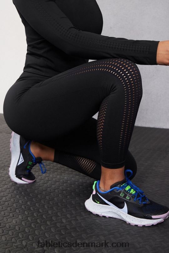 Fabletics Kvinder sync sømløs højtaljet 7/8 legging PNX2T1000 sort