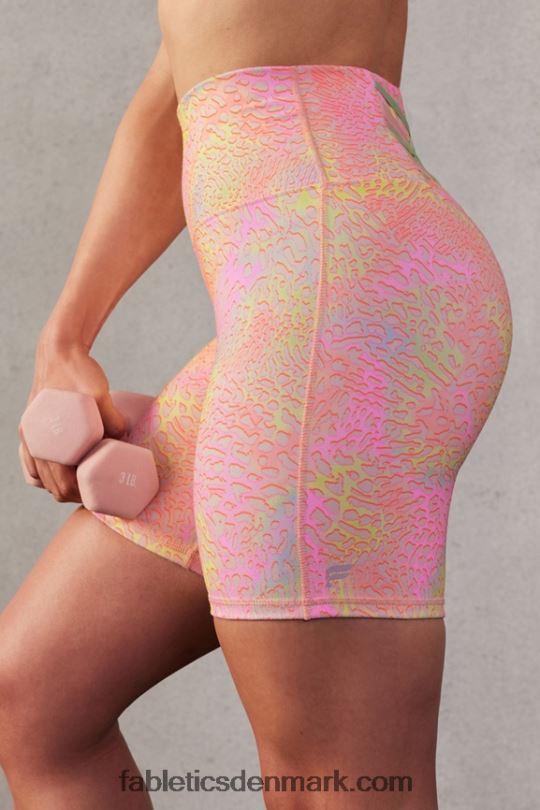Fabletics Kvinder boost powerhold højtaljet 6\'\' kort PNX2T411 koralleopard/lyserød smørcreme/sukkerlime