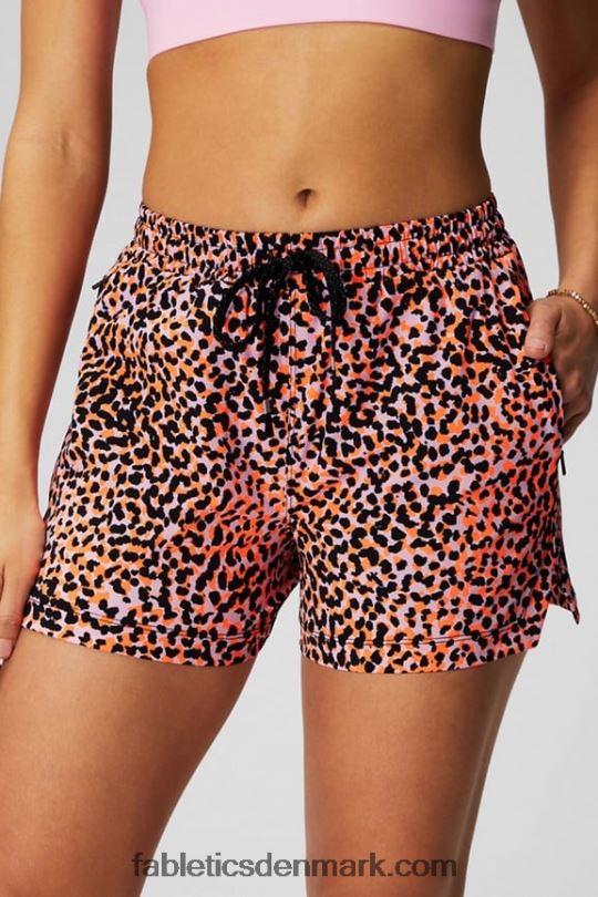 Fabletics Kvinder den ene korte 3'' PNX2T242 bamse/fuchsia