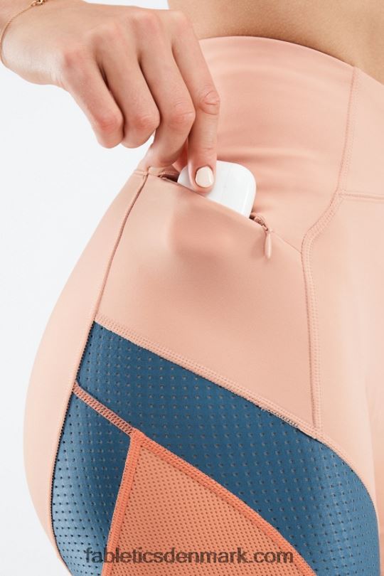 Fabletics Kvinder højtaljet motion365 run short 6\" PNX2T541 birketræ/ægte krikand/orange udbrud