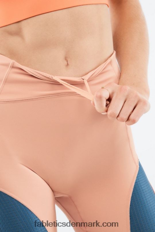 Fabletics Kvinder højtaljet motion365 run short 6\" PNX2T541 birketræ/ægte krikand/orange udbrud