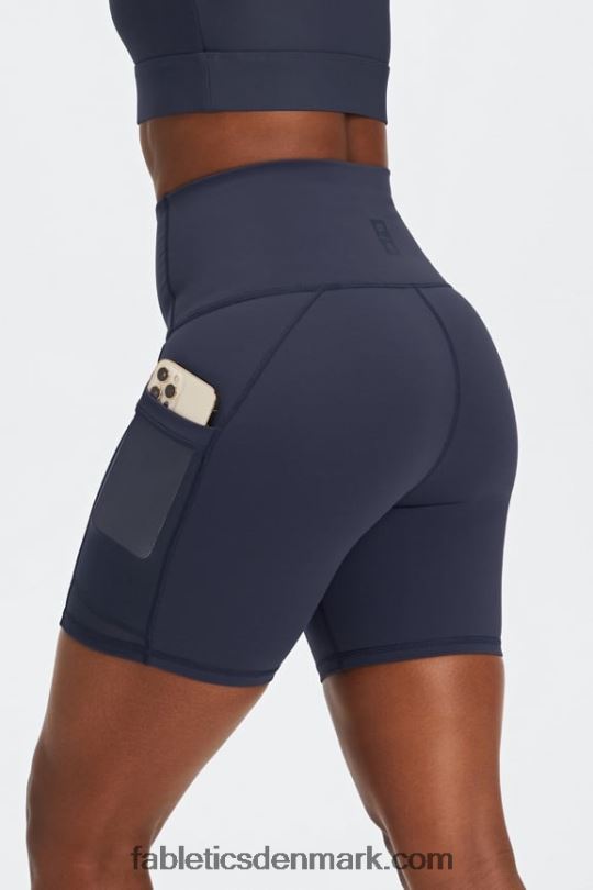 Fabletics Kvinder universal tennis på farten ultra hw 6'' kort PNX2T486 sort/klassisk hvid