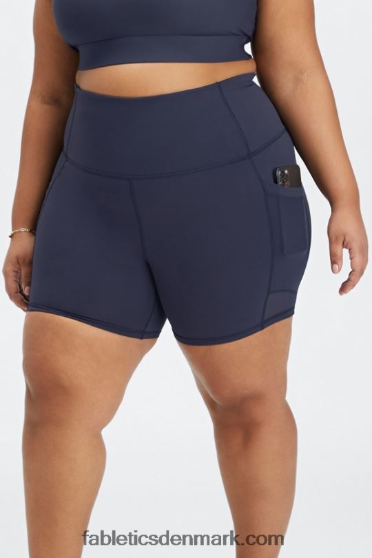 Fabletics Kvinder universal tennis på farten ultra hw 6\'\' kort PNX2T487 sort kalejdoskopisk/sort