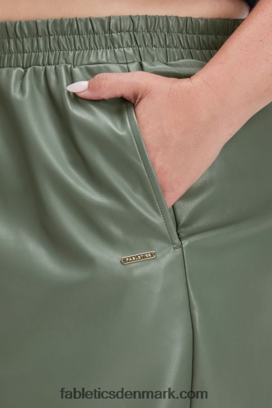 Fabletics Kvinder vegansk læder højtaljet kort PNX2T358 kærnemælk zebraslag/kærnemælk