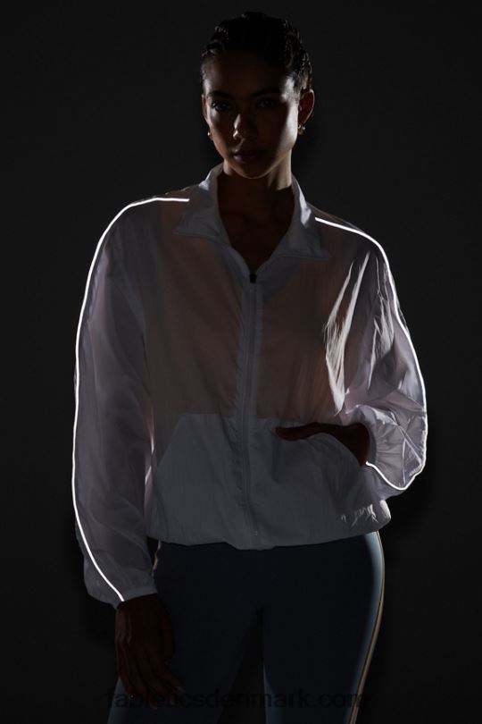 Fabletics Kvinder overdimensioneret flyweight windbreaker PNX2T2739 klassisk hvid/reflekterende sølv