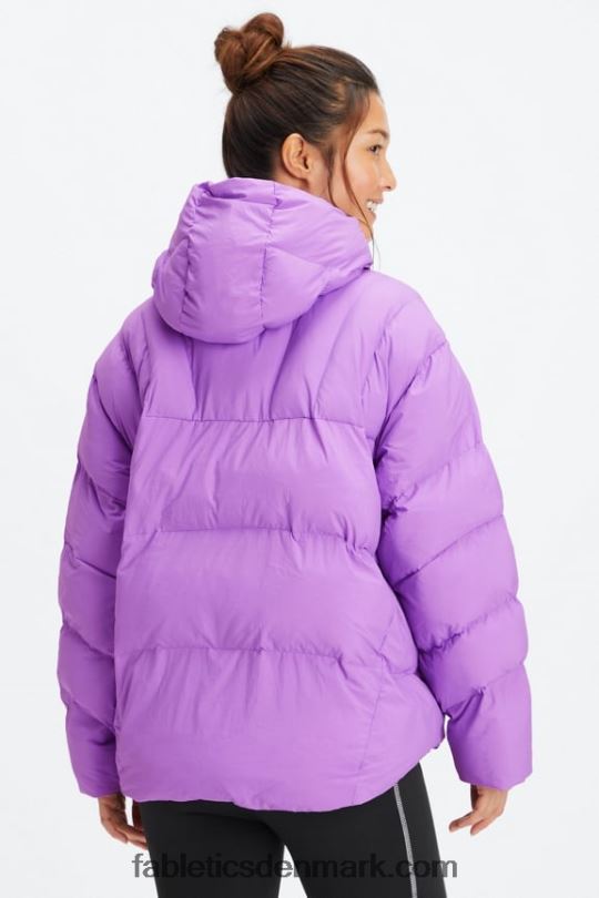 Fabletics Kvinder quiltet puffer med hætte PNX2T2783 ultraviolet/pilebark/hejre-logo