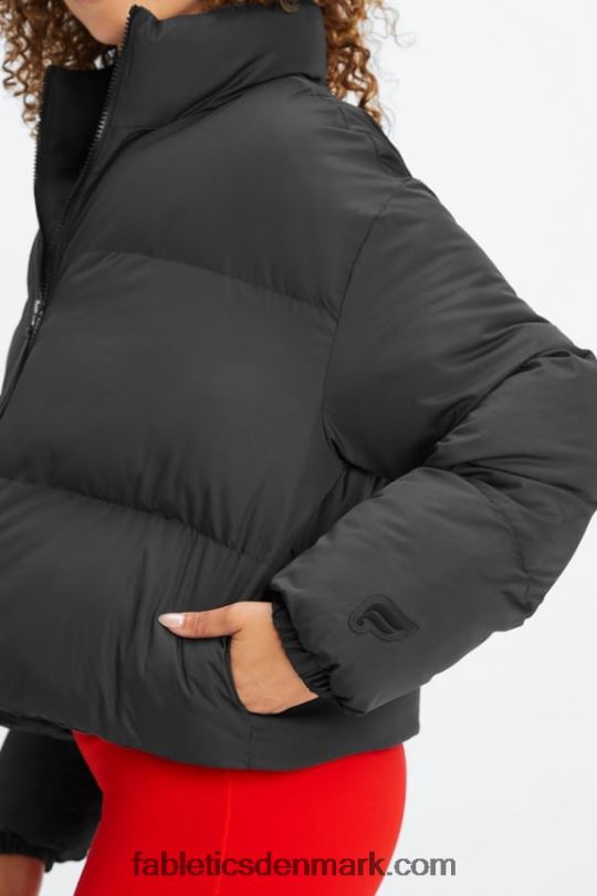 Fabletics Kvinder vandre beskåret puffer PNX2T2776 sort logo foring