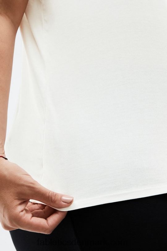 Fabletics Kvinder jess kortærmet t-shirt PNX2T2101 stødtand