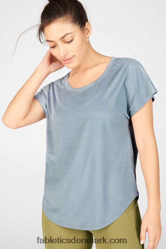 Fabletics Kvinder miljøbevidst t-shirt PNX2T2094 regnsky