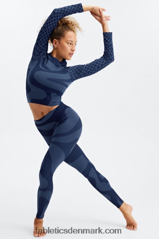 Fabletics Kvinder jada sømløs langærmet crop top PNX2T2663 dyb marineblå/mellemblå