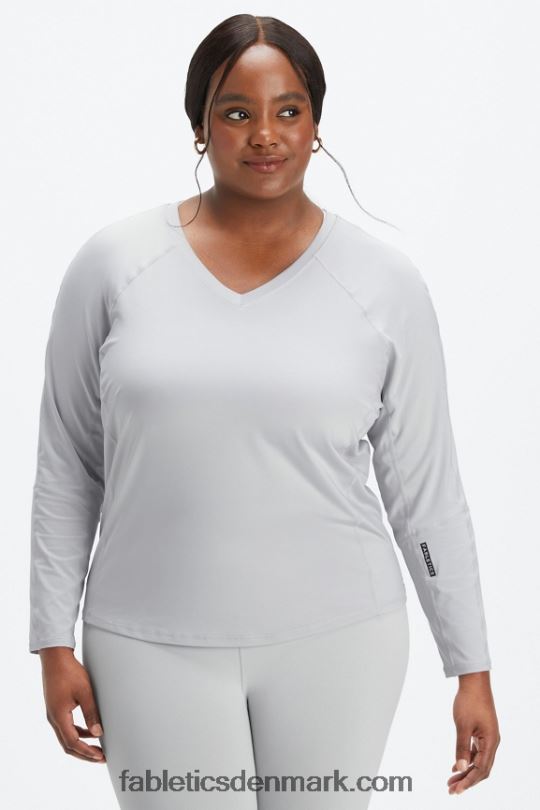Fabletics Kvinder phoenix lite langærmet top med v-hals PNX2T2592 mineralgrå/sort knockout