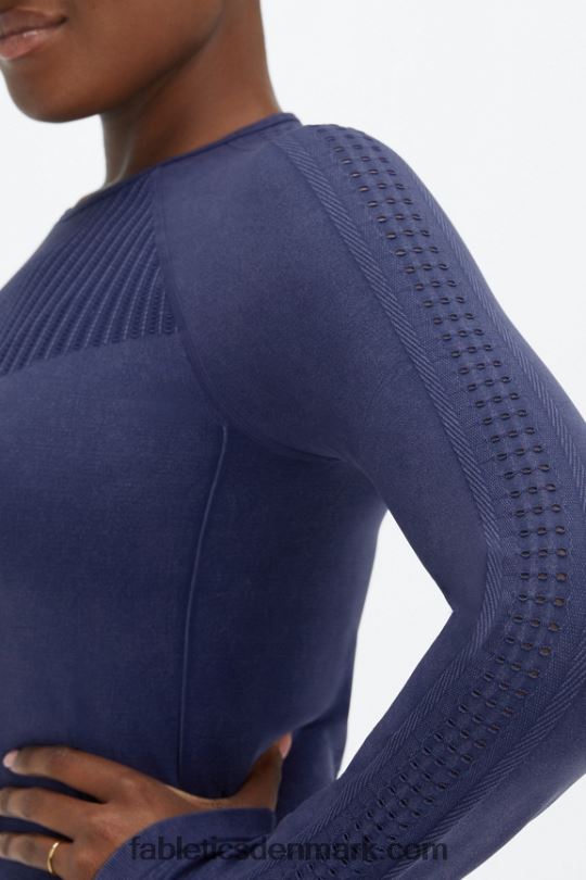 Fabletics Kvinder sync sømløs langærmet top PNX2T2595 vasket dyb navy