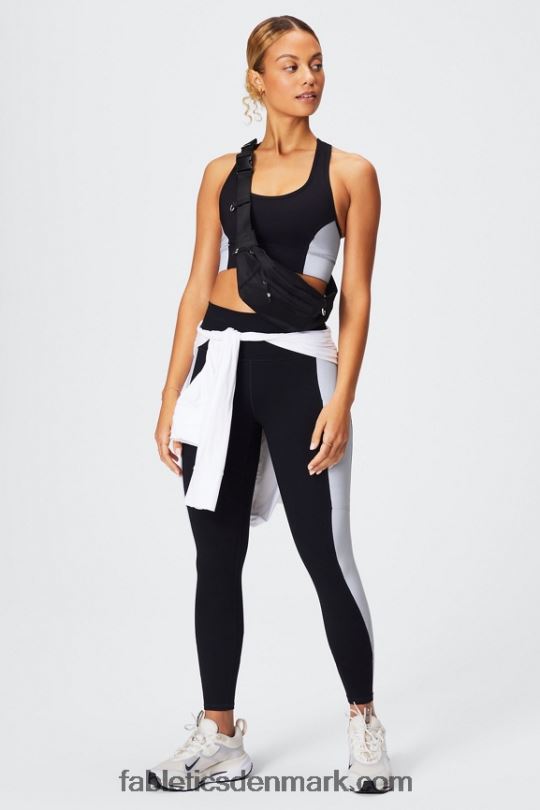 Fabletics Kvinder on-the-go medium impact sports bh 113 PNX2T1744 sort/klassisk hvid