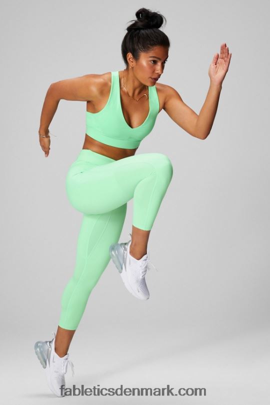 Fabletics Kvinder on-the-go midi medium impact sports bh 127 PNX2T1822 sukkeret lime