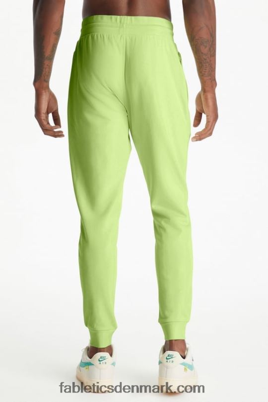 Fabletics Mænd den lette go-to jogger PNX2T3086 falmet kalk
