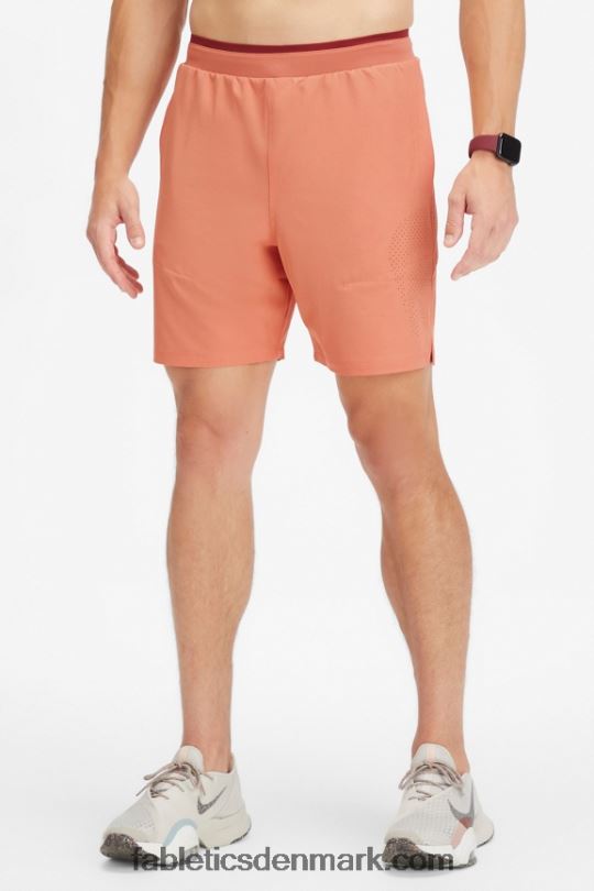 Fabletics Mænd den grundlæggende korte ii 148 PNX2T3215 sandstensleer perforeret