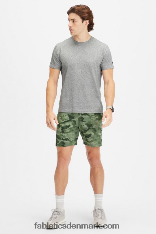 Fabletics Mænd den grundlæggende korte ii 149 PNX2T3221 taktisk grøn camo
