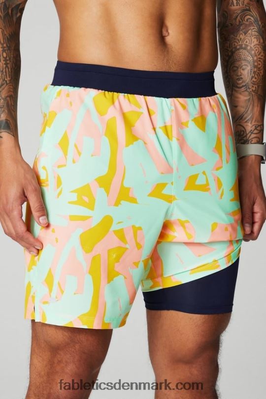 Fabletics Mænd den grundlæggende korte ii (foret) 134 PNX2T3132 fersken kys økologiske klatter