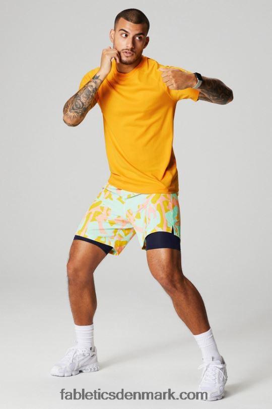 Fabletics Mænd den grundlæggende korte ii (foret) 134 PNX2T3132 fersken kys økologiske klatter