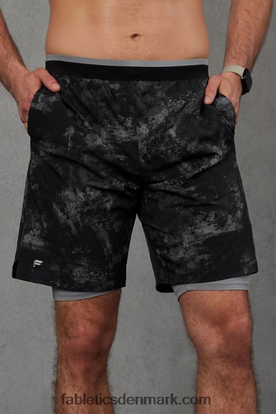 Fabletics Mænd den grundlæggende korte ii (foret) 135 PNX2T3139 sort omgivende støj