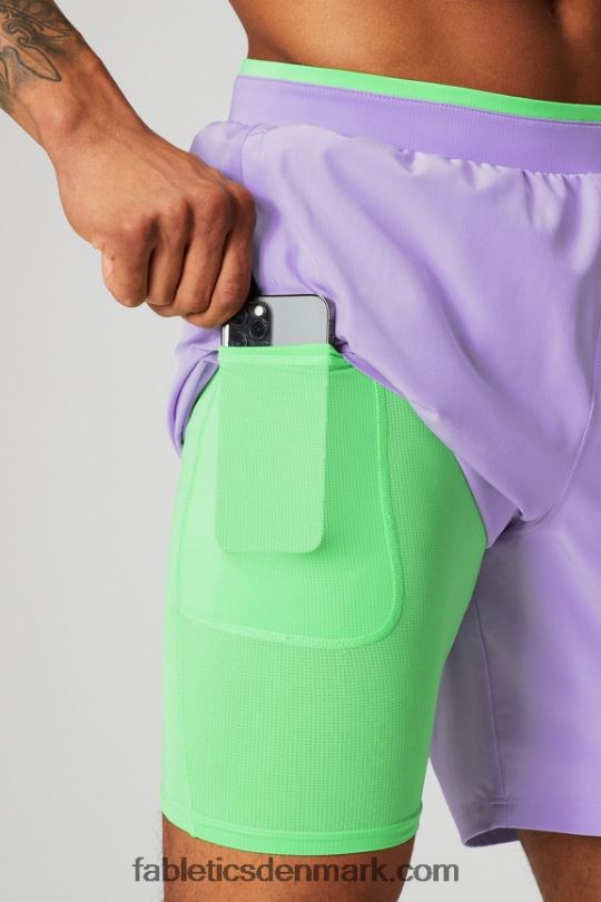 Fabletics Mænd den grundlæggende korte ii (foret) 136 PNX2T3142 ikonisk lavendel