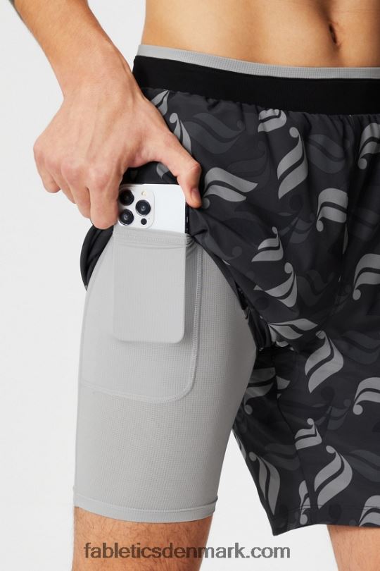 Fabletics Mænd den grundlæggende korte ii (foret) 136 PNX2T3143 blackletics kaste