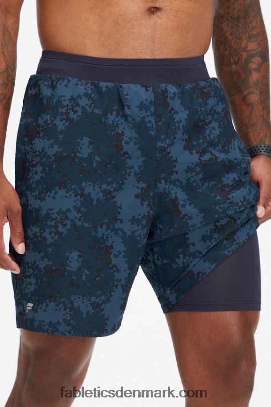 Fabletics Mænd den grundlæggende korte ii (foret) 138 PNX2T3156 klassisk marineblå nueue camo