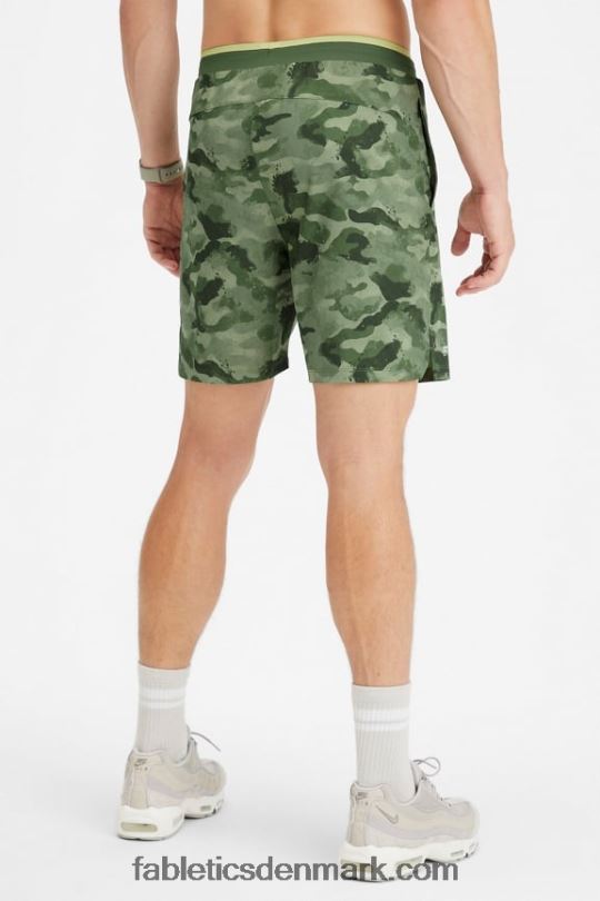 Fabletics Mænd den grundlæggende korte ii (foret) 139 PNX2T3157 taktisk camo