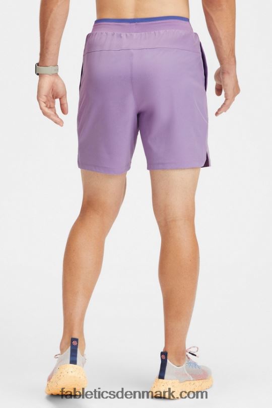 Fabletics Mænd den grundlæggende korte ii (foret) 162 PNX2T3303 lilla vibe perforeret