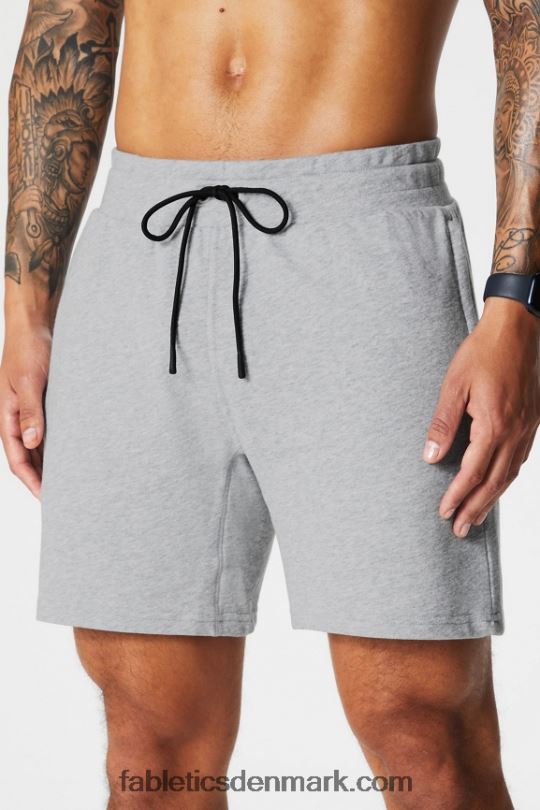 Fabletics Mænd den lette go-to short PNX2T3284 klassisk grå lyng