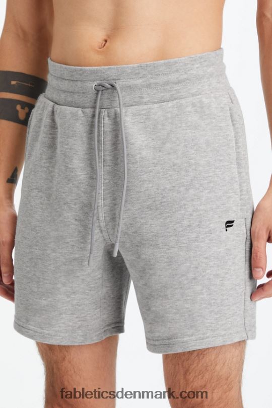 Fabletics Mænd den lette go-to short PNX2T3287 mellemgrå hst