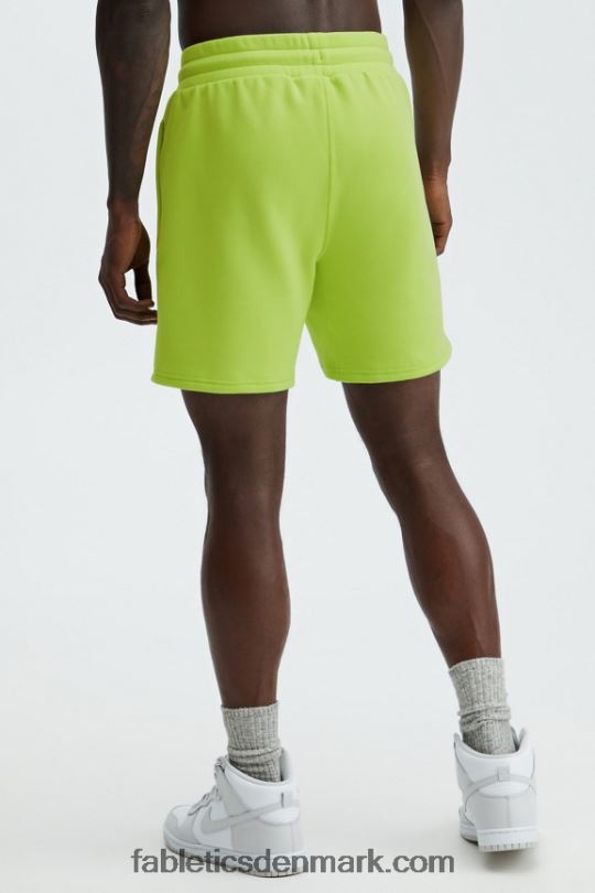Fabletics Mænd go-to short PNX2T3314 livlig lime