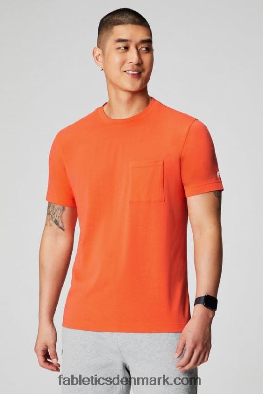 Fabletics Mænd 24-7 lomme tee PNX2T3449 passion orange