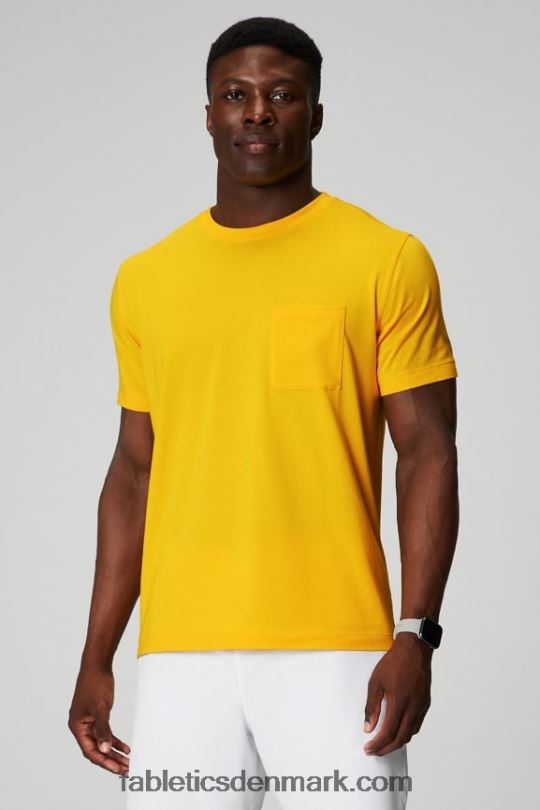 Fabletics Mænd 24-7 lomme tee PNX2T3451 solnedgang gul